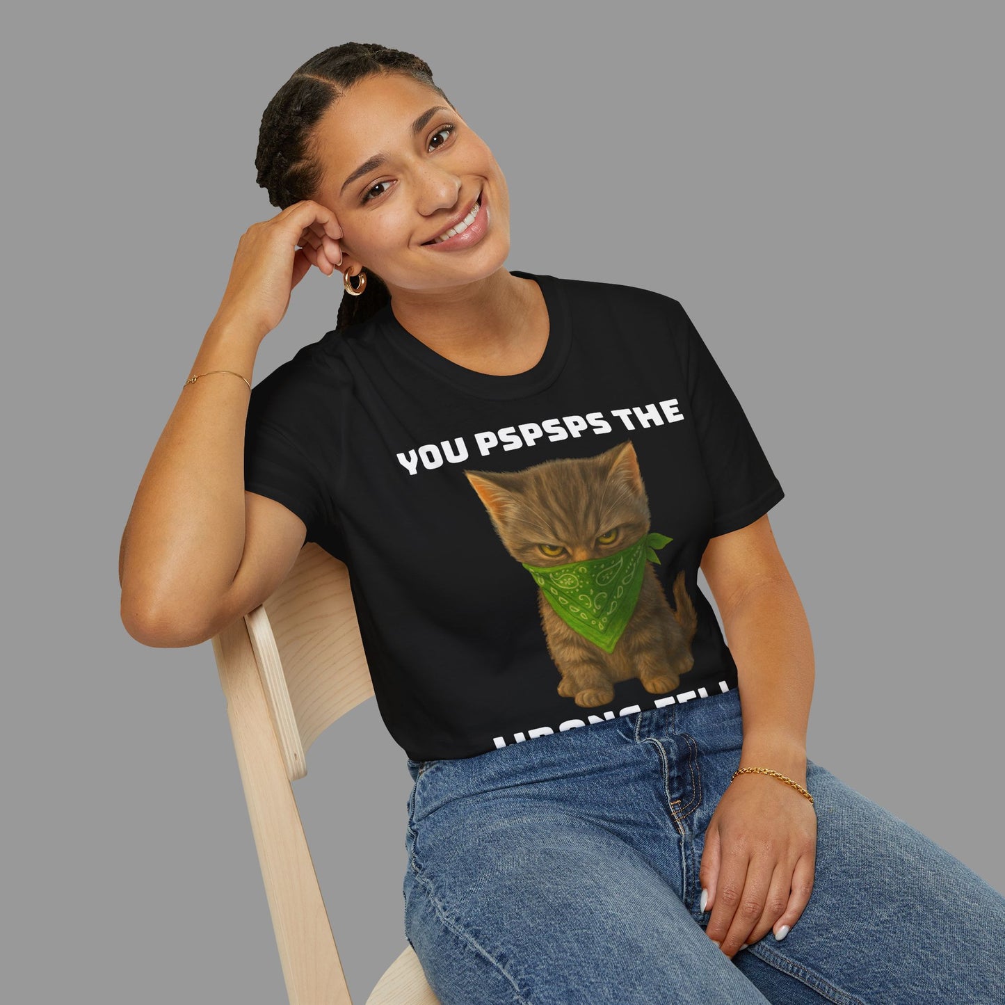 PAWSUPREMACY – Funny Cat T Shirt with Green Bandana Cool Gangster Style Graphic Tee for Cat Lovers and Pet Owners