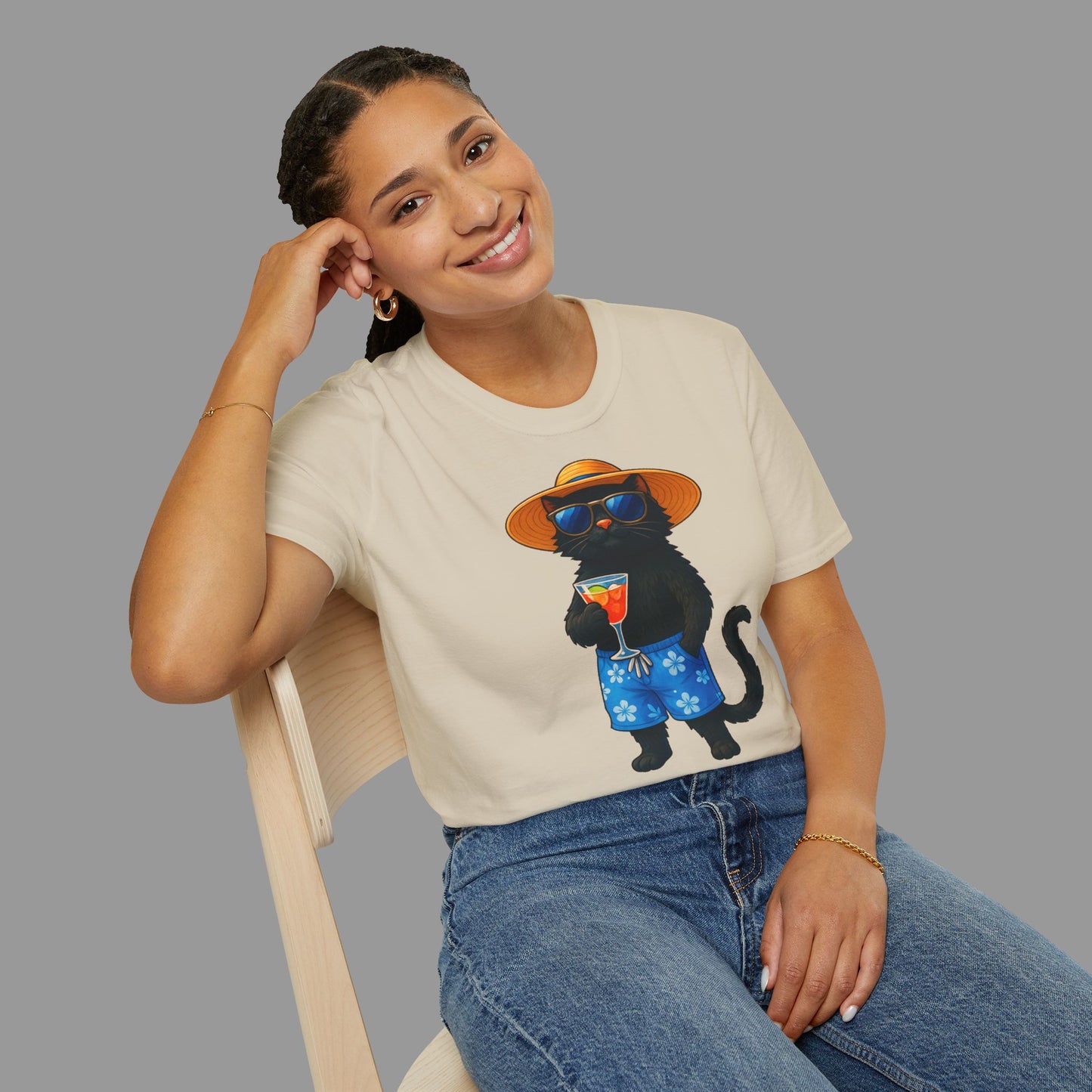 PAWSUPREMACY - Happy Cat on Vacation T-Shirt Funny Summer & Beach Lover Gift