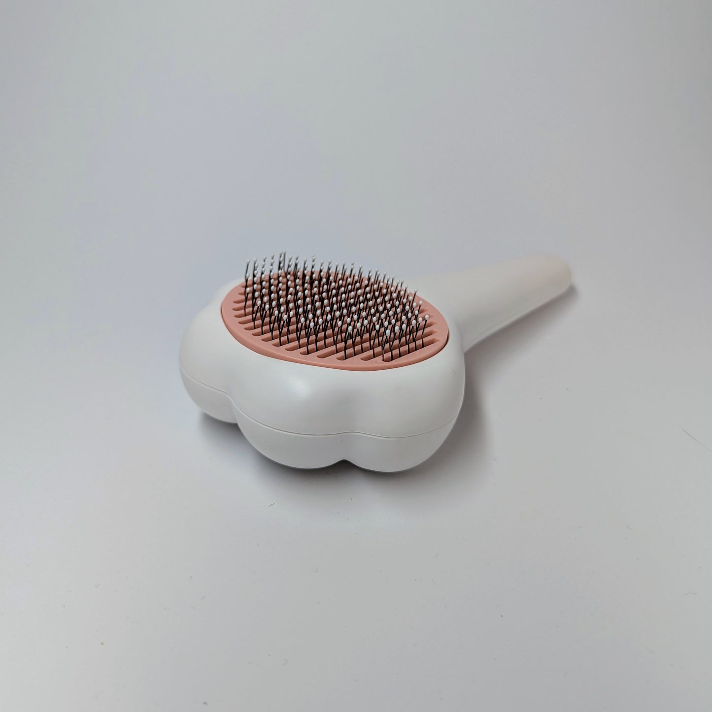 PAWSUPREMACY - Paw Shape Self Cleaning Cat Brush One Click Hair Removal Tool for Cats and Dogs