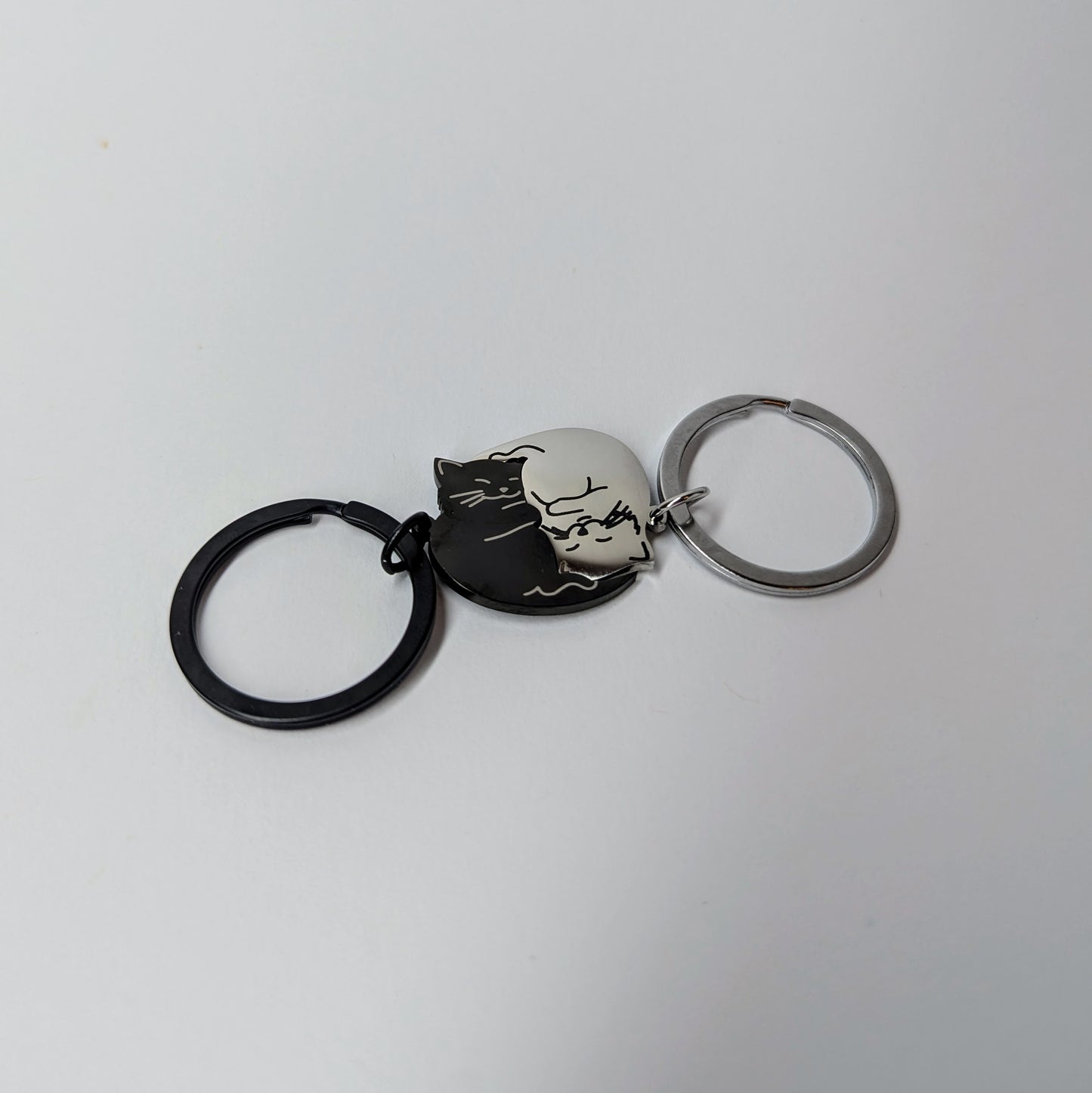PAWSUPREMACY - Yin Yang Cat Keychain Matching Couple Keyring Set for Cat Lovers